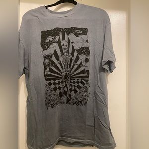 American Eagle oversized destructed graphic tee.
